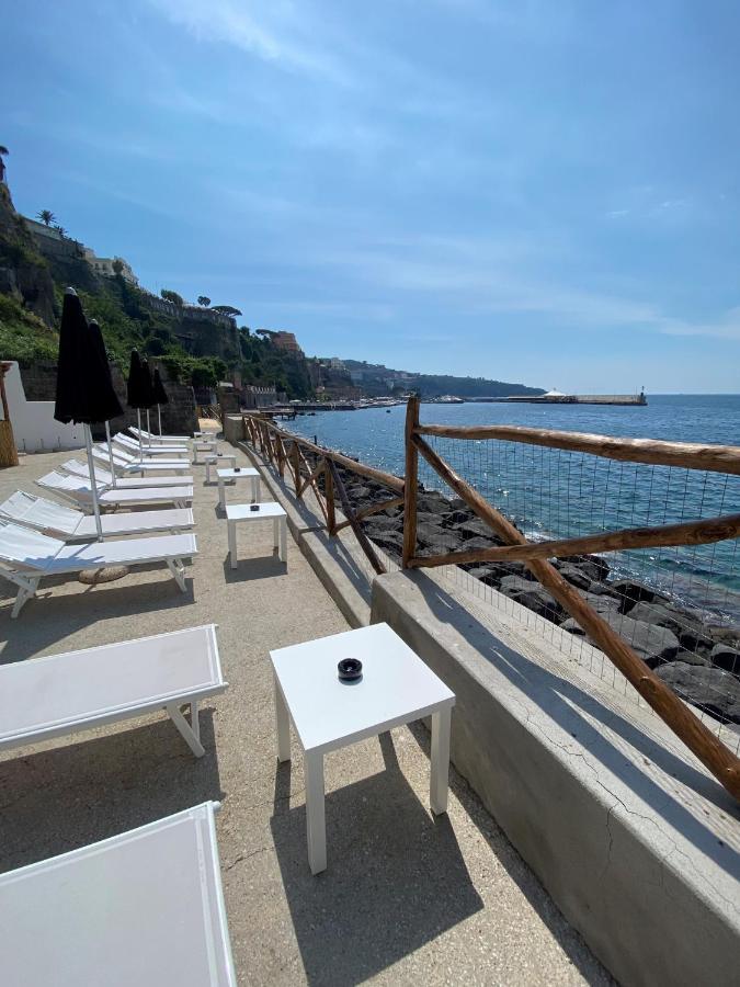 Hotel Lorelei Londres Sorrento Exterior foto